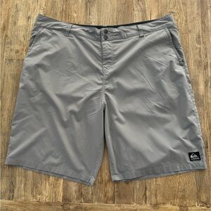 Quiksilver Gray Flat Front Shorts Lightweight Versatile